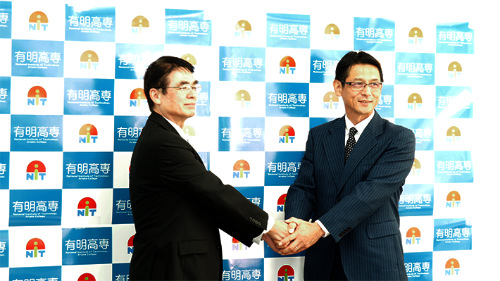 有明高専との記者発表の様子